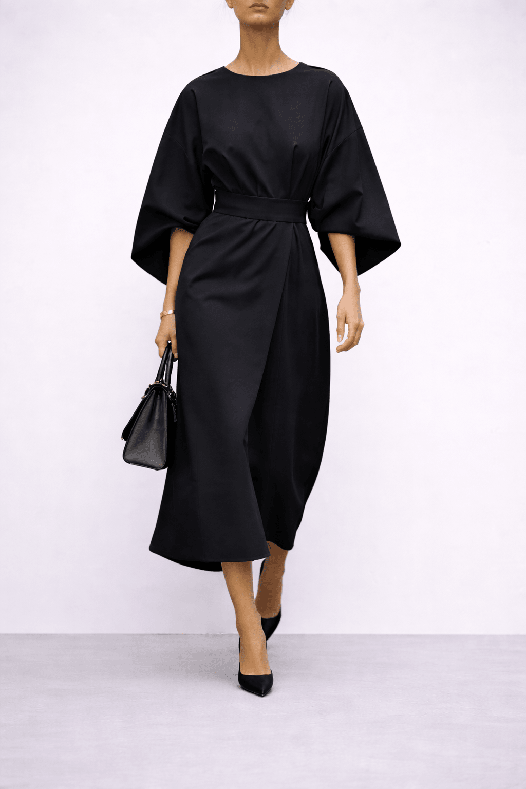 Lorraine™ | Robe longue ceinturée et raffinée - LUNÆVE